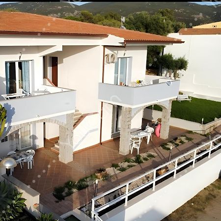 באדזי Beb Con Piscina Villa Del Borgo מראה חיצוני תמונה